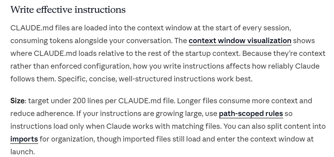 Extrait de la documentation officielle de Claude Code : viser moins de 200 lignes par fichier CLAUDE.md, les fichiers plus longs consomment plus de contexte et réduisent le respect des instructions
